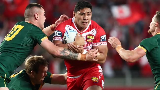 AUCKLAND, NEW ZEALAND – NOVEMBER 02: Jason Taumalolo captain of Tonga looks for a gap during the Rugby League International Test match between the Australia Kangaroos and Tonga at Eden Park on November 02, 2019 in Auckland, New Zealand. (Photo by Fiona Goodall/Getty Images)