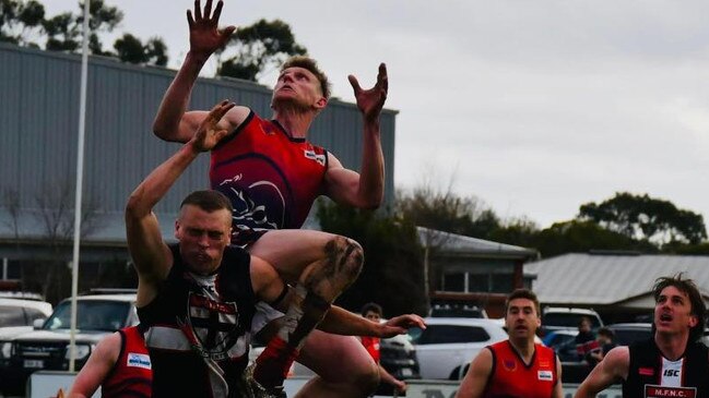 McElroy takes a hanger for West Gambier. Picture: Adam Schultz