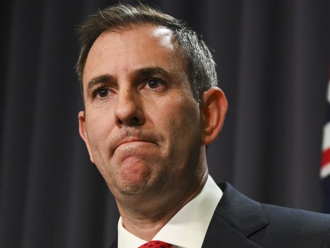 CANBERRA, AUSTRALIA, NewsWire Photos. AUGUST 21, 2023: Treasurer Jim Chalmers holds a press conference regarding the 2023 Intergenerational Report at Parliament House in Canberra. Picture: NCA NewsWire / Martin Ollman