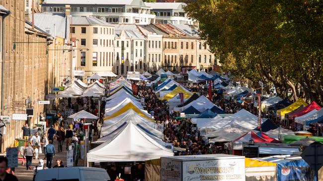 Set among the historic Georgian sandstone buildings of Salamanca Place in Hobart, this famous market attracts thousands of locals and visitors every Saturday of the year. Photo - Alastair Bett ESCAPE 15 May 2022 TOP GEAR