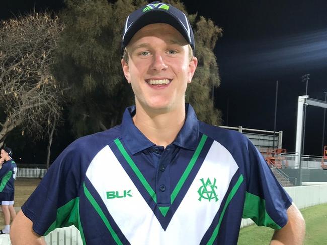 Seamus Keogh playing for Victoria.