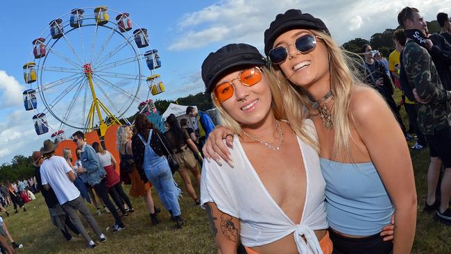 Alyssa Ralph and Jade Connors at the Big Pineapple Music Festival in 2018.