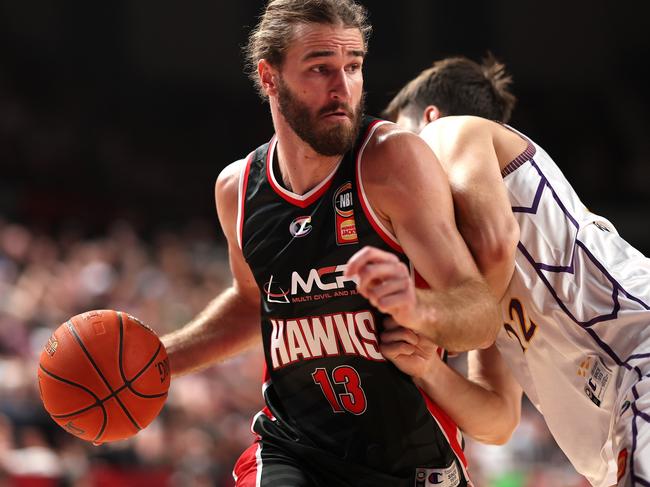 Sam Froling bodies up on Alex Toohey. Picture: Mark Metcalfe/Getty Images