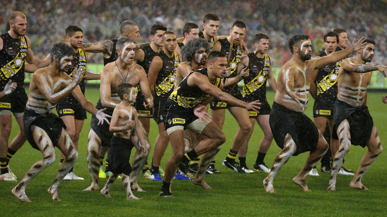 Western Bulldogs 2017 Indigenous Jumper : r/AFL