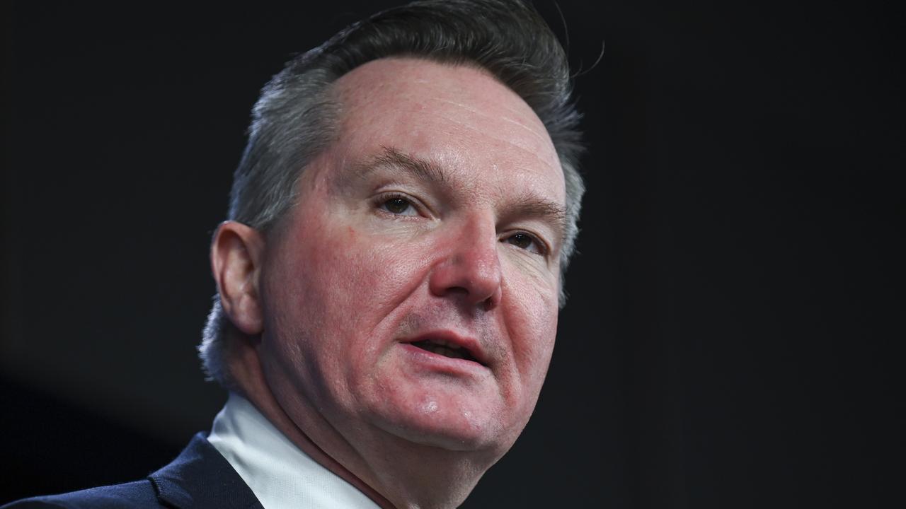 Energy Minister Chris Bowen says the government knows people are doing it tough. Picture: NewsWire’s Martin Ollman