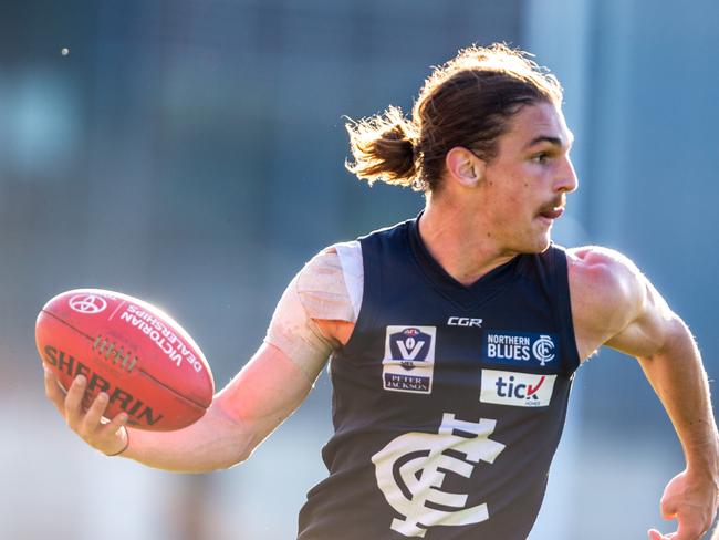 VFL football. Northern Blues Jesse Palmer gathers possession.  Picture: Tim Murdoch.