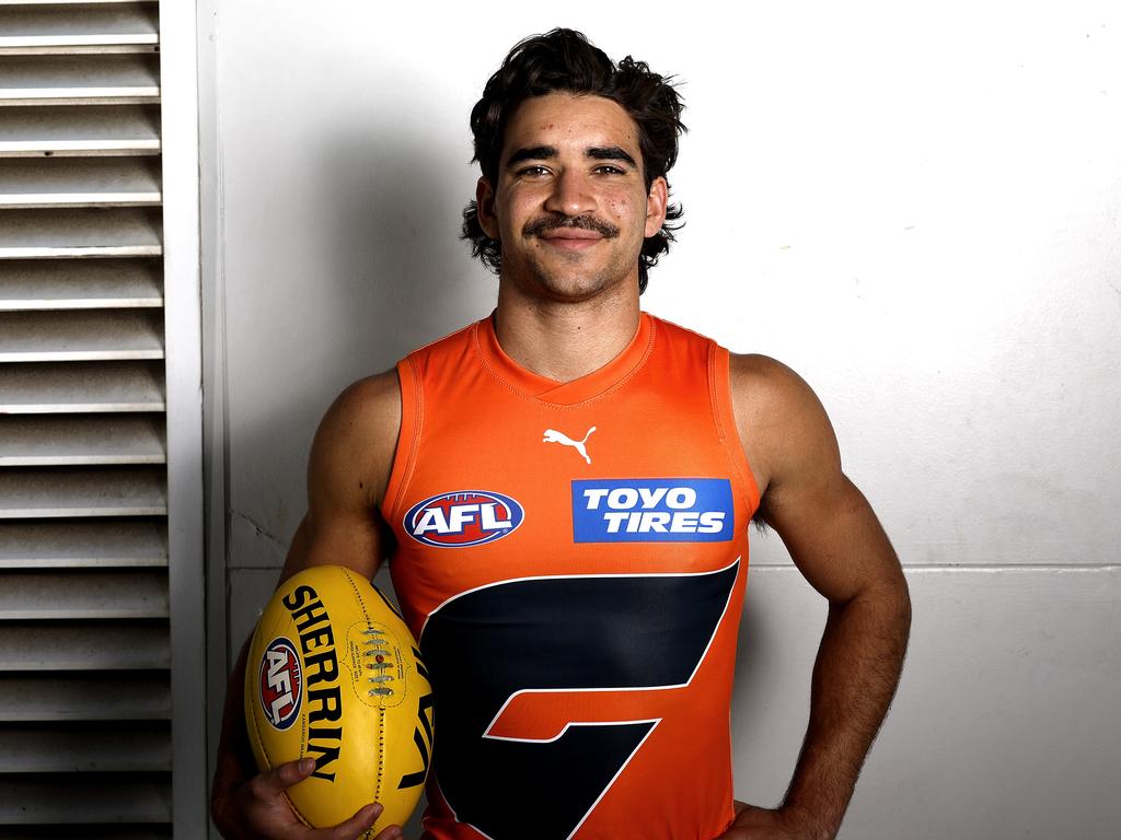 Sydney, Australia. 04th June, 2023. Toby Bedford of the GWS Giants gets  ready to kick the ball during the AFL Round 12 match between the GWS Giants  and the Richmond Tigers at