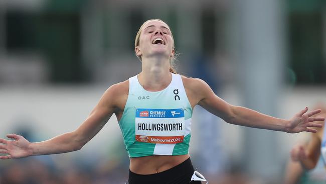 MELBOURNE, AUSTRALIA - FEBRUARY 15: Claudia Hollingsworth wins the women's 800 metre final during the 2024 Maurie Plant Meet at Lakeside Stadium on February 15, 2024 in Melbourne, Australia. (Photo by Daniel Pockett/Getty Images)