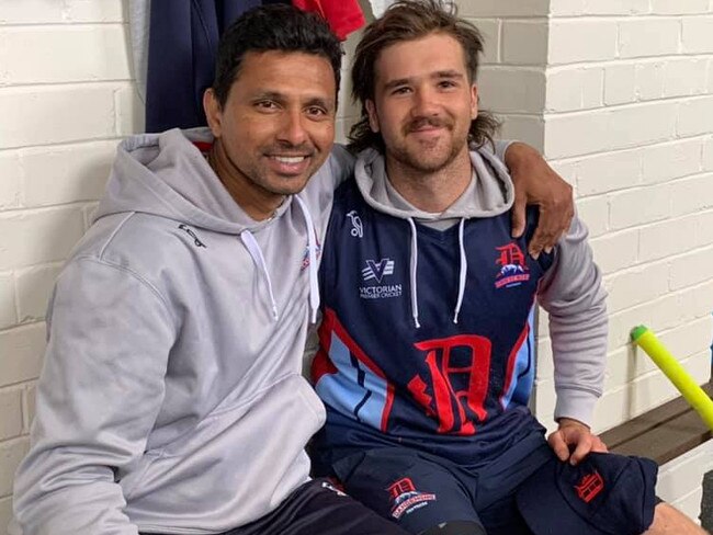 Suraj Randiv with Dandenong first-gamer Jarryd Wills.