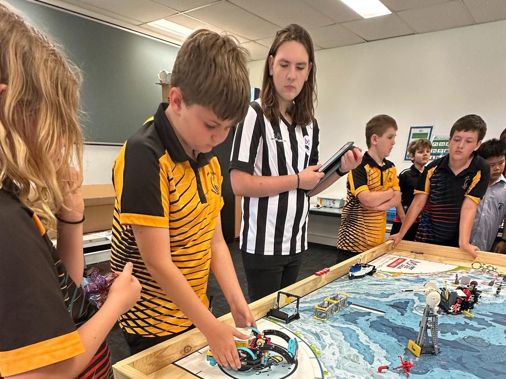 Bees Creek Primary School students take on Lego League championships ...