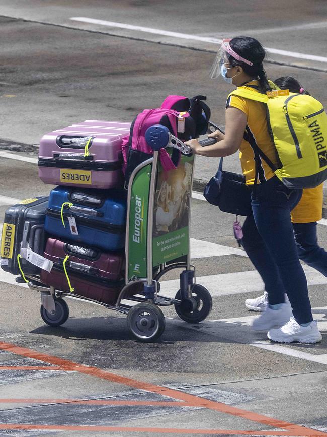 International travellers began landing in Melbourne again on Monday. Picture: NCA NewsWire / Ian Currie