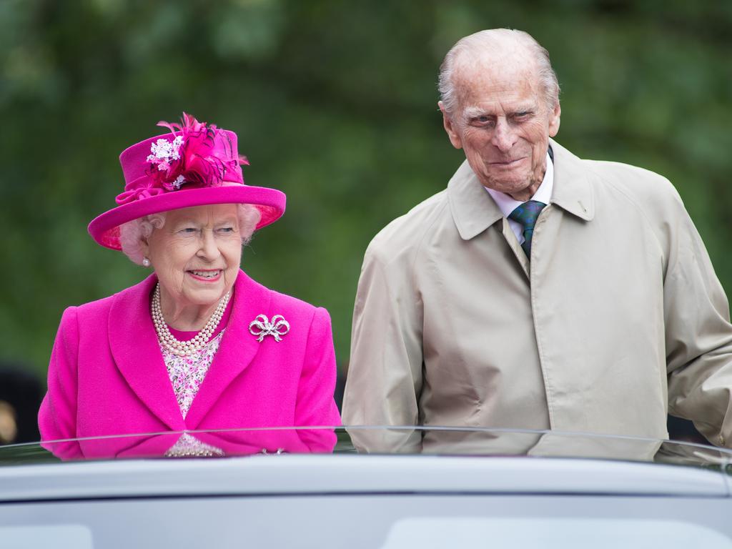 Queen Elizabeth reportedly walked her new puppies on her first weekend without husband Philip.