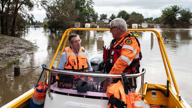 Premier Dominic Perrottet visits flood-affected areas in the Hawkesbury Nepean region. Picture: NCA NewsWire / Flavio Brancaleone