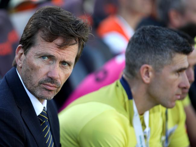 Head coach of the Mariners, Mike Mulvey is seen before the Round 5 A-League match between the Perth Glory and Central Coast Mariners at NIB Stadium in Perth, Sunday, November 25, 2018. (AAP Image/Richard Wainwright) NO ARCHIVING, EDITORIAL USE ONLY