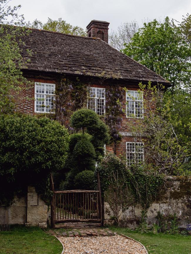 Kemps House in Sussex, Willcock’s home and Maker&amp;Son’s headquarters