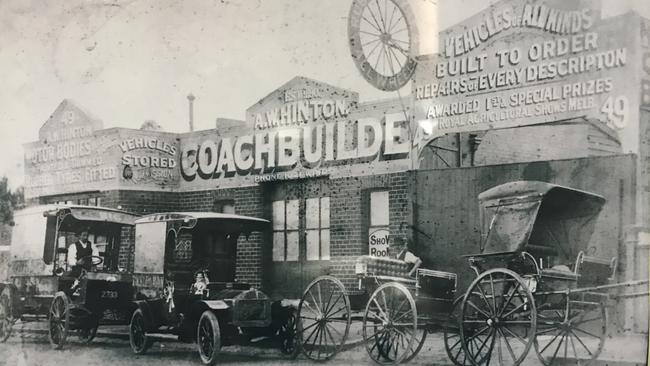 The original facade of the building in about 1910.