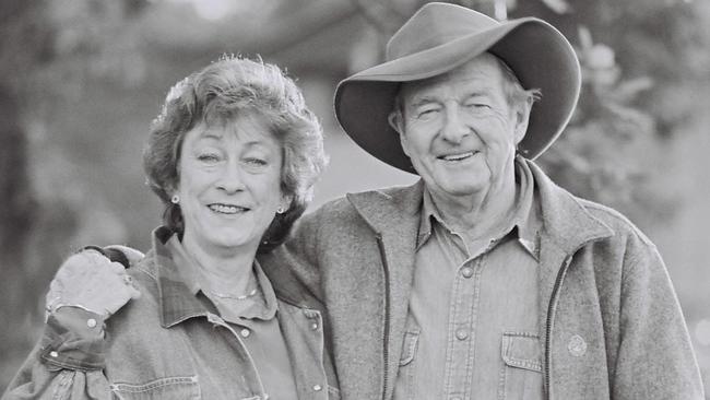 Joy McKean, singer and songwriter who married Australian country legend Slim Dusty, has died aged 93. Picture: John Elliott