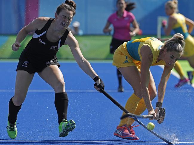 Gabi Nance (right) in action against the Kiwis. Picture: AP Photo/Dario Lopez-Mills.