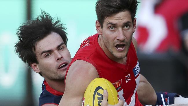 23/09/18 — SANFL — Grand Final — Norwood v North Adelaide at the Adelaide Oval. Lewis Johnston and Aidan Tropiano. Picture SARAH REED