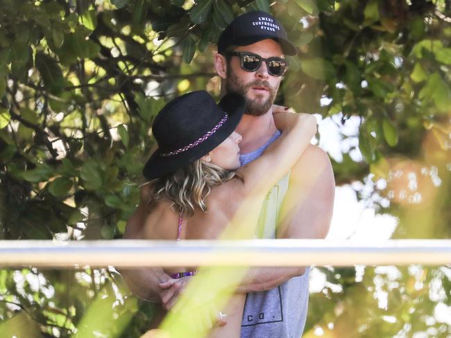 The Hemsworth couple appear very much in love. Picture: MEDIA-MODE.COM