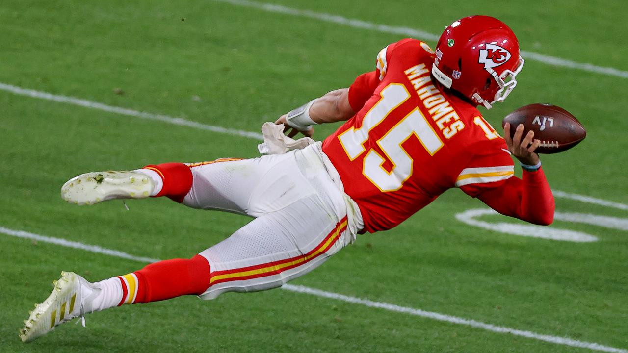 NFL playoffs 2021: Chiefs' Patrick Mahomes' turf toe injury no