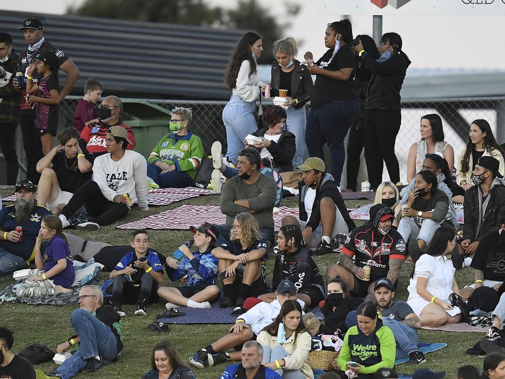 <p>MACKAY, AUSTRALIA - AUGUST 27: A general view of the crowd is seen during the round 24 NRL match between the New Zealand Warriors and the Canberra Raiders at BB Print Stadium, on August 27, 2021, in Mackay, Australia. (Photo by Ian Hitchcock/Getty Images)</p>