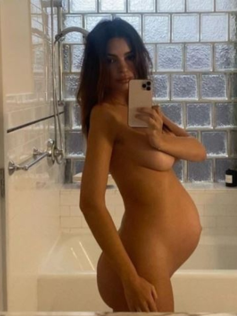 She shared her pregnancy journey. Picture: Instagram/emrata