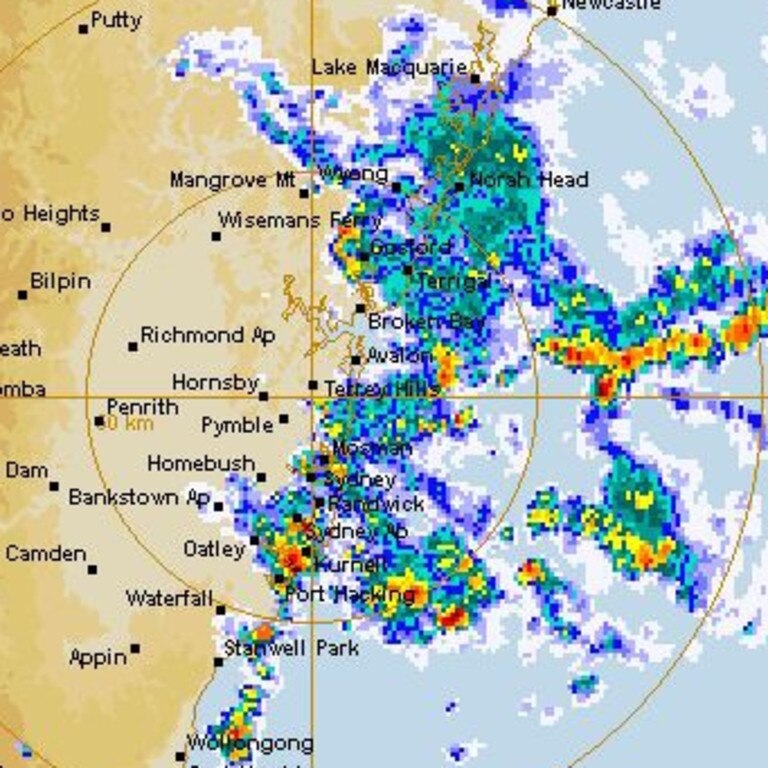 Chaos at Sydney airport as flights delayed amid wet weather, storms ...