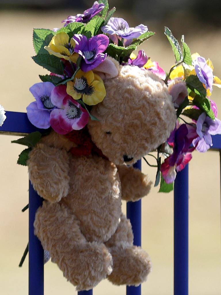 A tribute on the school fence at Hillcrest Primary. Picture: Grant Viney