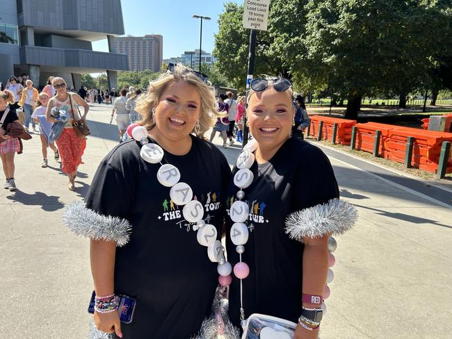 Maddison and Sophie Clark