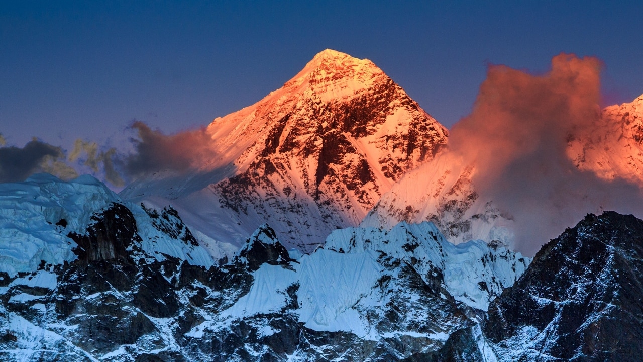 Mount Everest growing taller each year