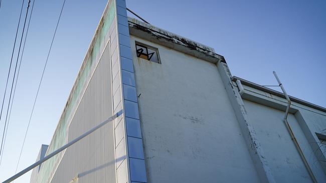 The old BCC Mackay City Cinemas along Gordon St is approved for demolition. Picture: Heidi Petith