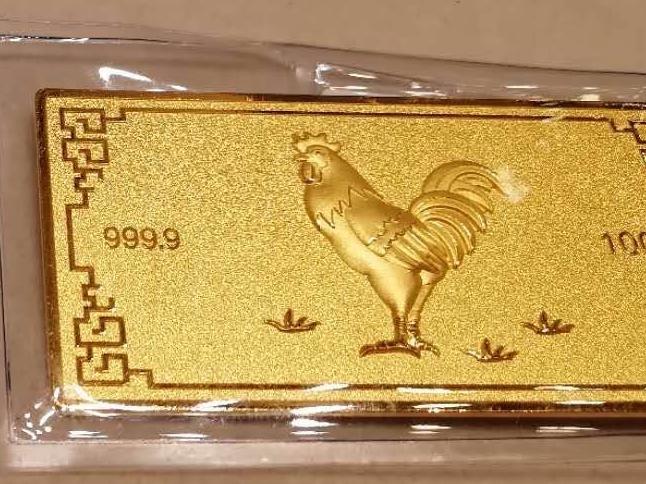 This gold brick has a chicken on it. Picture: SA Police