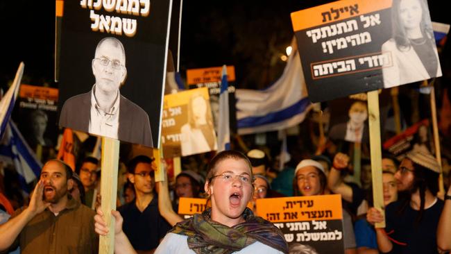 Benjamin Netanyahu supporters protest in Tel Aviv. Picture: AFP