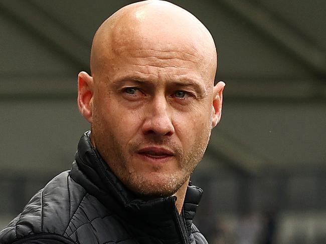 MELBOURNE, AUSTRALIA - NOVEMBER 09: Ruben Zadkovich, Head Coach of Brisbane Roar watches on ahead of the round four A-League Men match between Melbourne Victory and Brisbane Roar at AAMI Park, on November 09, 2024, in Melbourne, Australia. (Photo by Morgan Hancock/Getty Images)