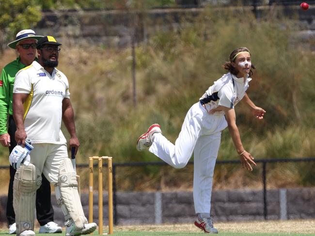 MPCA District: Seaford v Carrum: Billy Thomson  of Carrum bowling on Saturday, December 3, 2022 in Seaford, Victoria, Australia.Picture: Hamish Blair