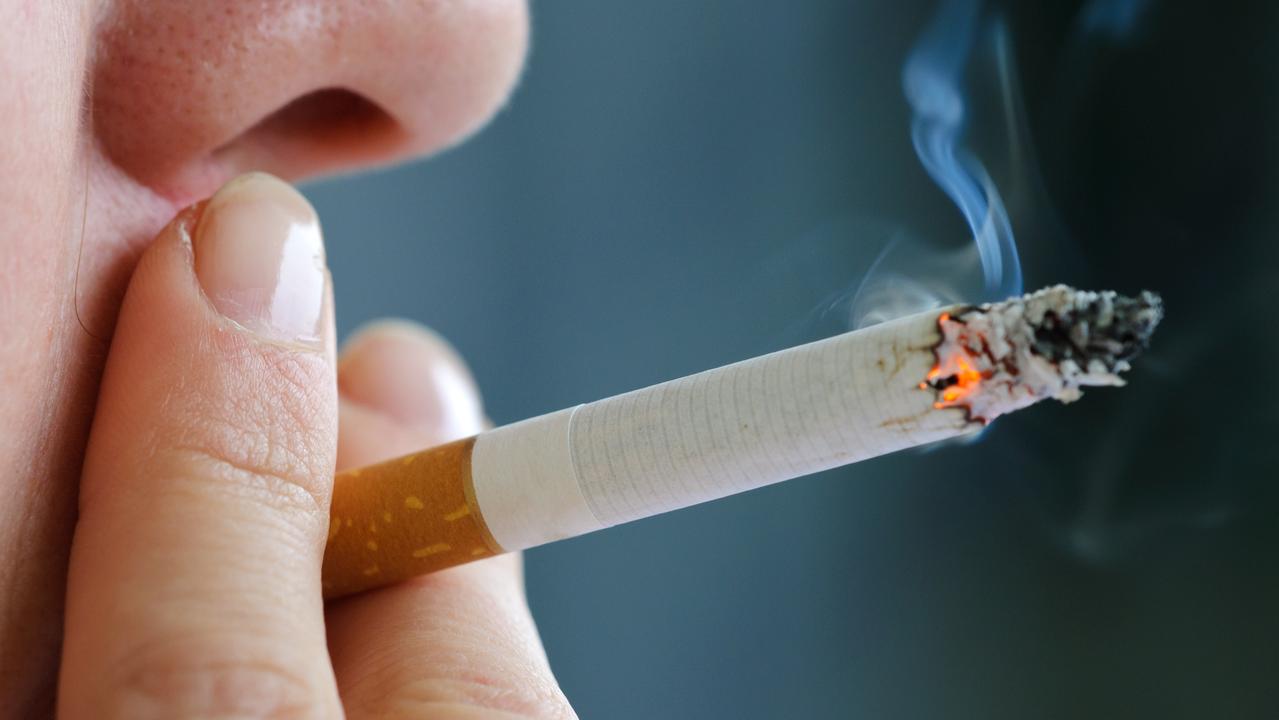 Public health experts have called for smoking to be banned amid the global coronavirus pandemic.