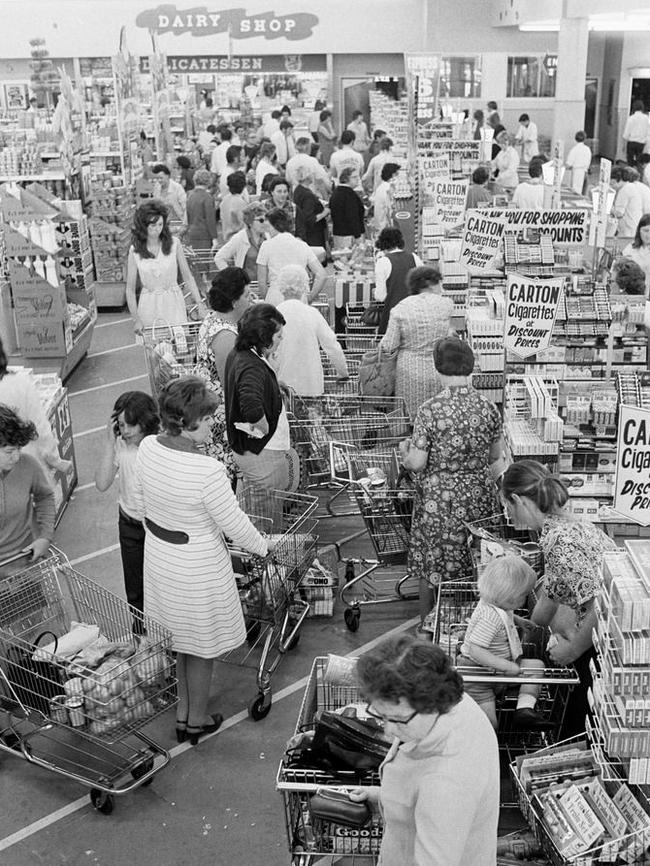 Lining up at cash registers. Picture: State Library Victoria