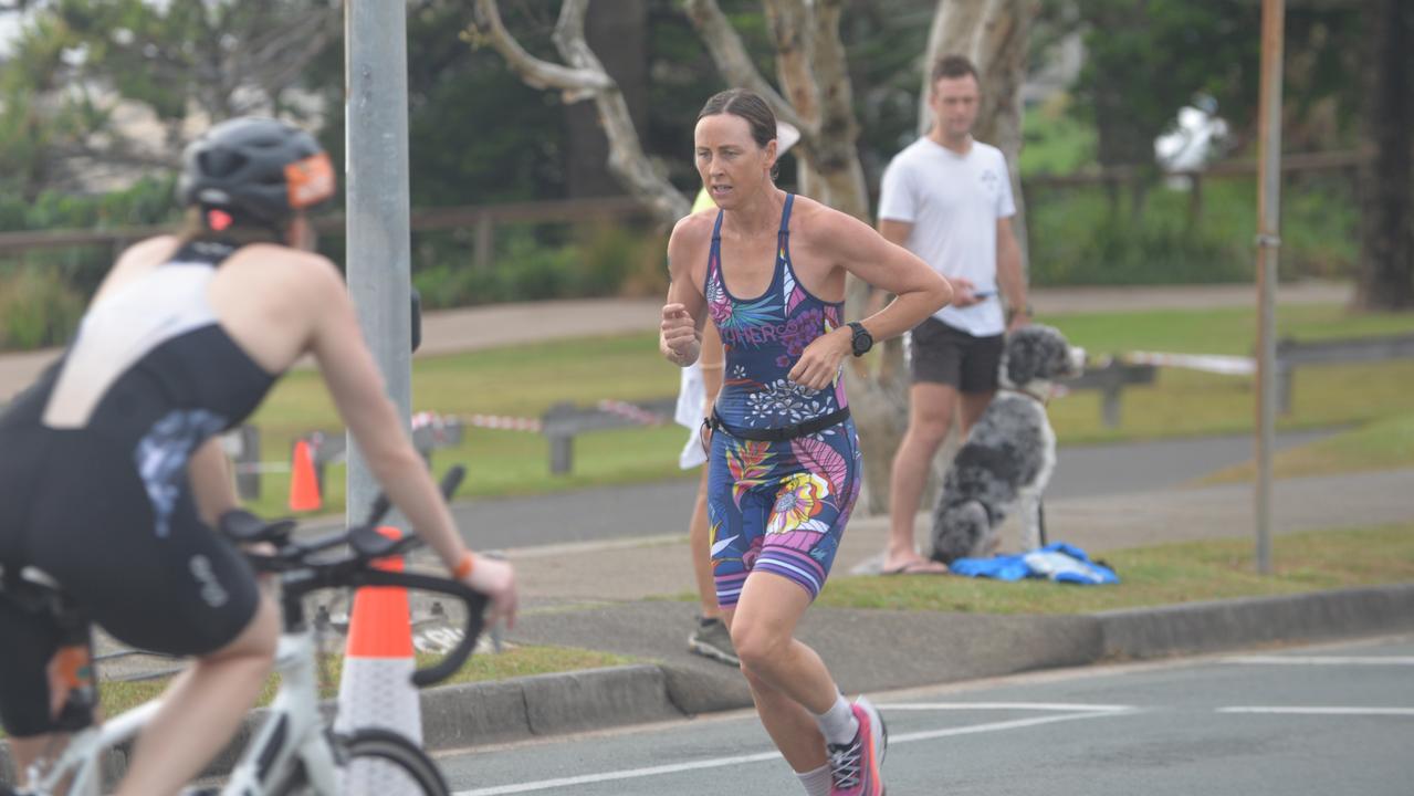 Action from the sprint event at the 2023 Mooloolaba Triathlon.