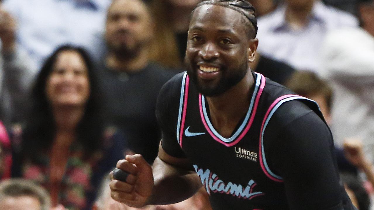 NBA 2019: Dwyane Wade Sinks Insane Buzzer Beaters To Beat Warriors ...