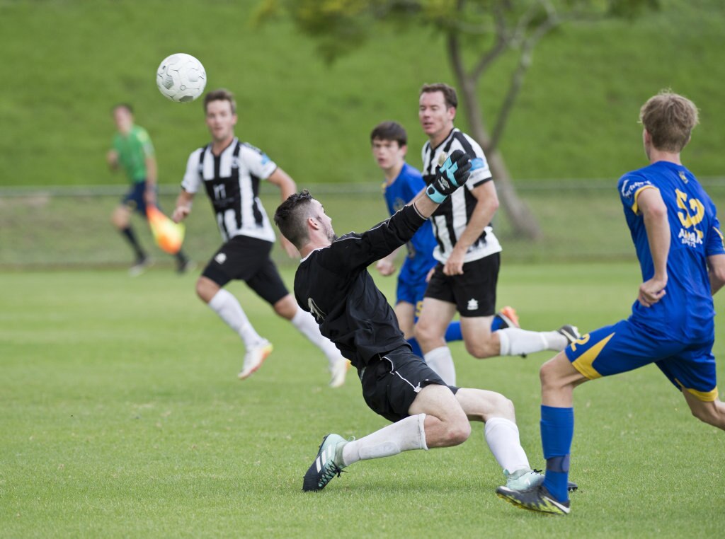 Conor Lawless, Willowburn. Football, Willowburn vs USQ. Sunday, 4th Mar, 2018. Picture: Nev Madsen