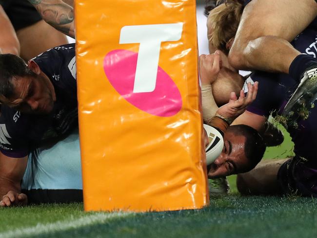 Fifita scores the match winning try during the 2016 NRL Grand Final, Picture: Brett Costello