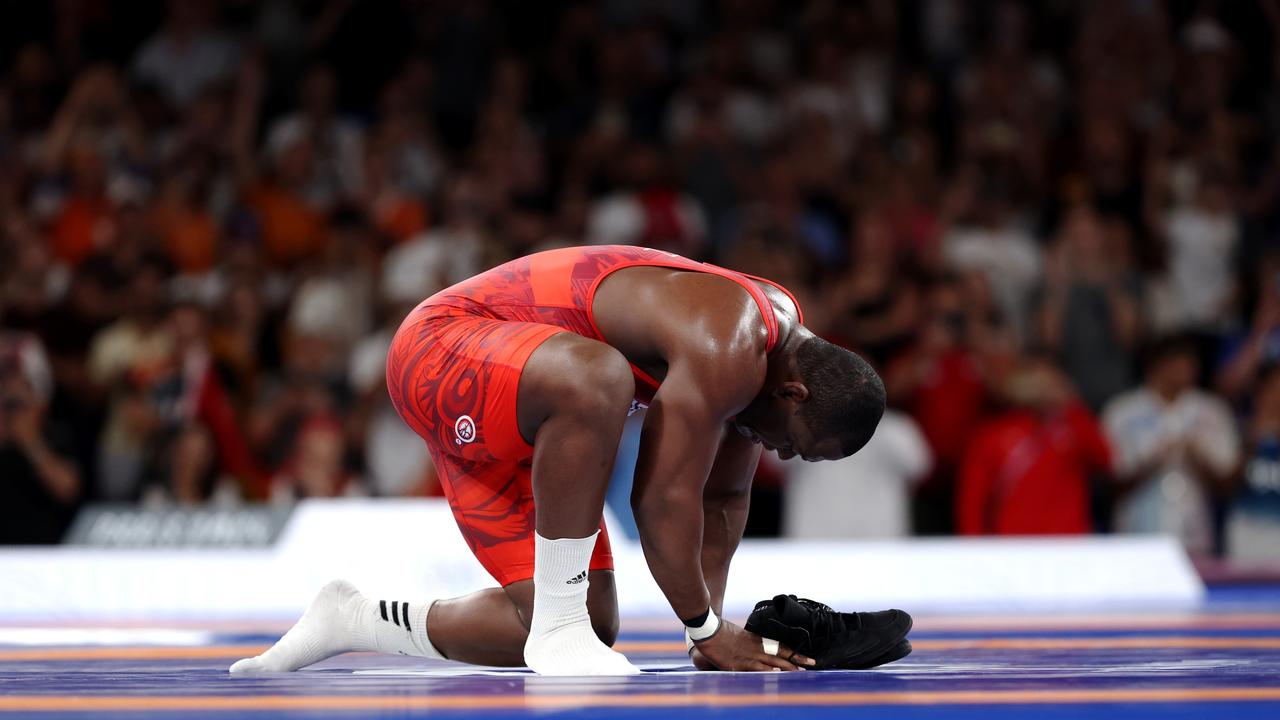 Lopez placed his shoes in the middle of the ring. Photo by Sarah Stier/Getty Images