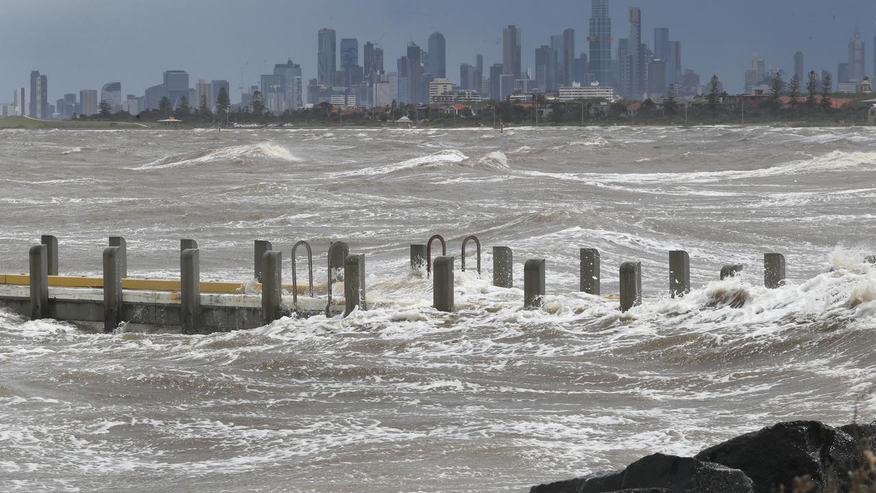 Windy and cold weather is forecast for large parts of southern Australia this weekend. Picture: NewsWire / David Crosling