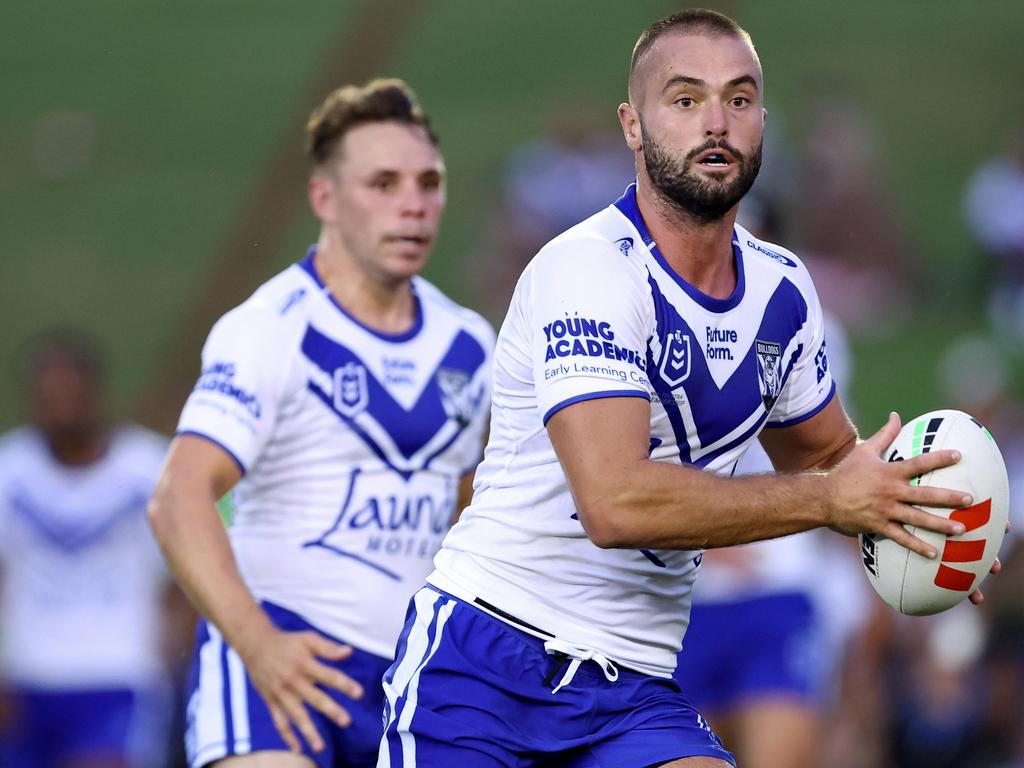 Jaeman Salmon takes the ball forward. Picture: Brendon Thorne/Getty Images