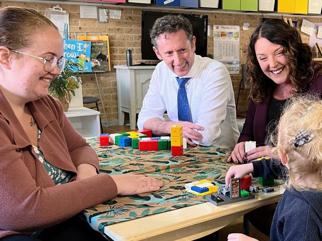 MP Whitlam Stephen Jones and MP Cunningham Alison Byrnes at Big Fat Smile childcare Dapto with mother Kaitlin Louth and daughter Amelia on Wednesday November 2 2022. Picture: Dylan Arvela