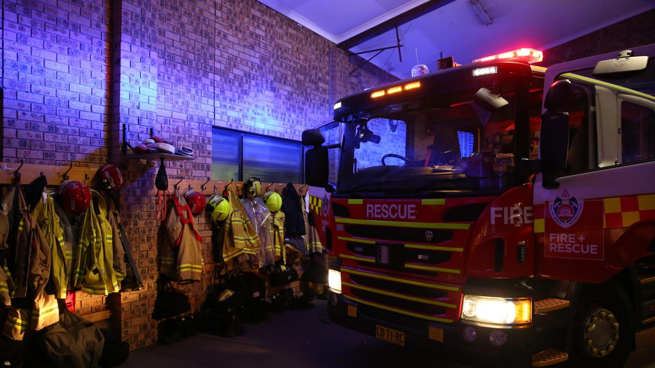 Dozens of residents were evacuated after a fire tore through a Riverwood apartment on Sunday night. Picture: File image/Nicholas Eagar