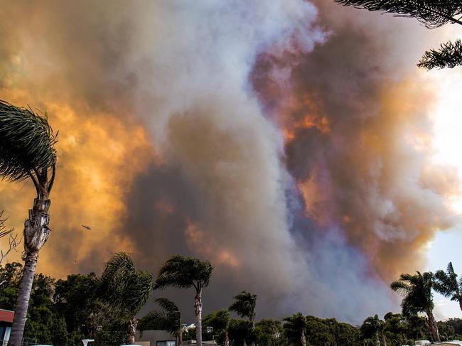 Instagram picture posted by Chris Bowles (@cbowles14) showing the fire that engulfed Tathra on Sunday afternoon, March 18, 2018.