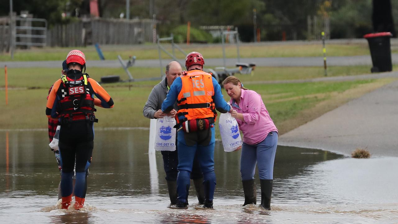 SES crews delivering supplies to residents of Broke who are still cut off without power and water. Picture: David Swift