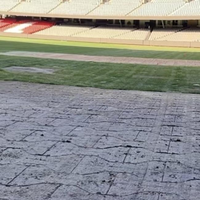 Images showing the impact of concerts on Marvel Stadium